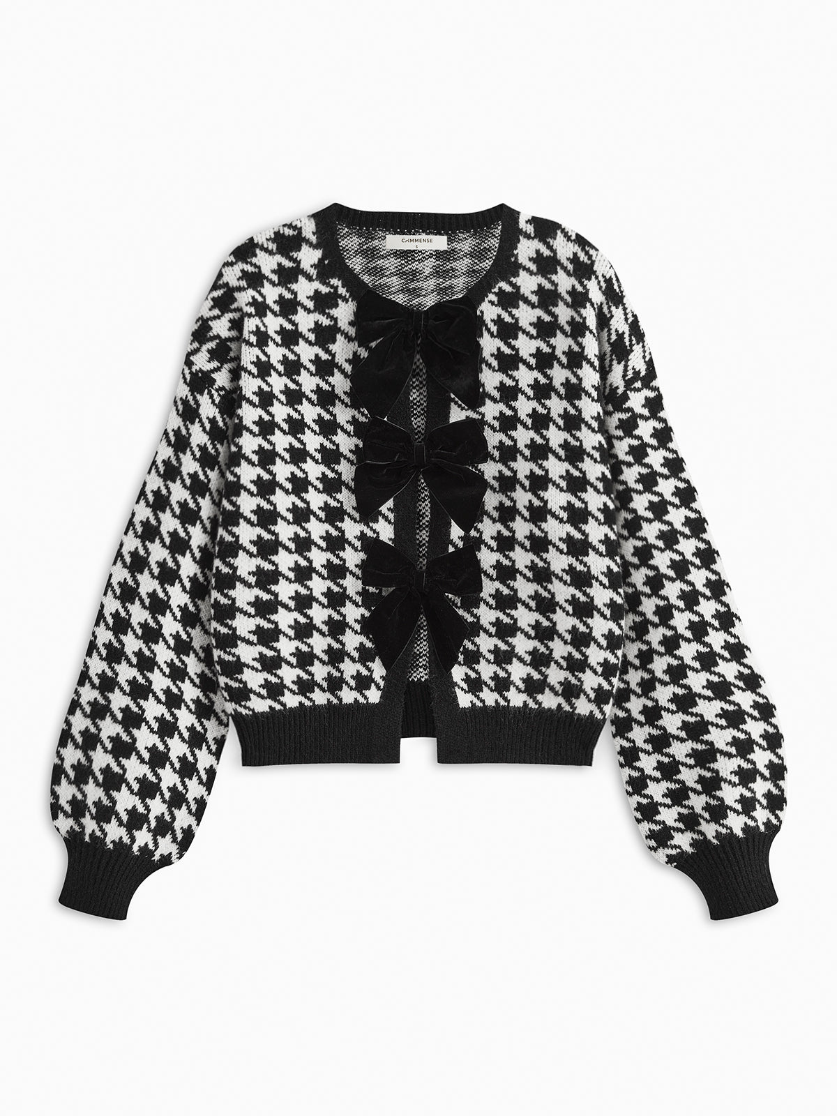 סוודר דגם גלי