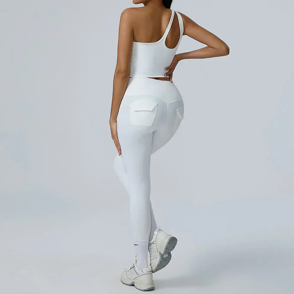 חליפת ספורט דגם - מאי